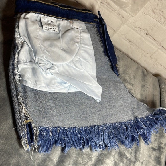 Jeans Denim shorts size XL New - Picture 14 of 15